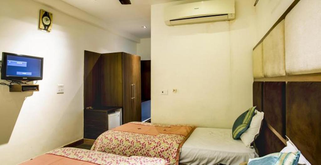 Hotel Arpit Palace Delhi  Buitenkant foto