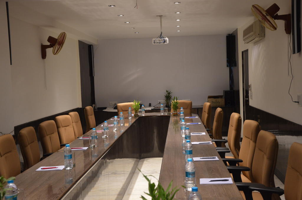 Hotel Arpit Palace Delhi  Buitenkant foto